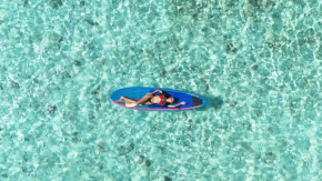 Blue Water Thoddoo Inn